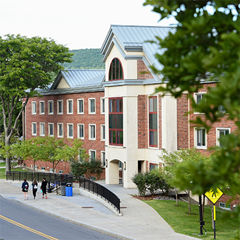 Everything to consider while visiting a college town